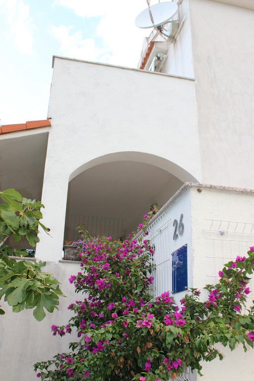 Apartments Marszalek Novalja Exterior photo